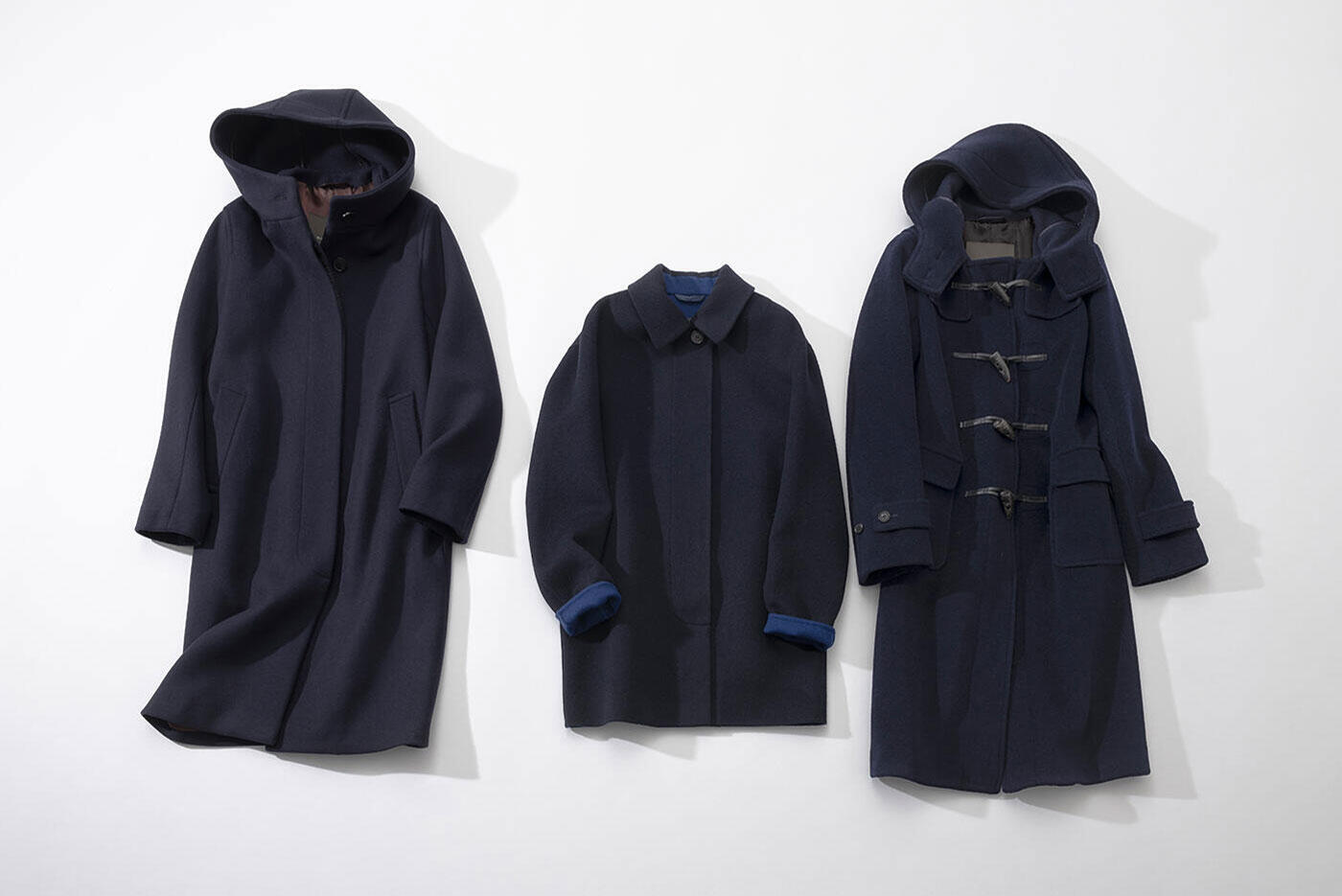 【AUTUMN&WINTER STYLING by 冨張 愛 #04】 差し色で遊ぶネイビーコートの3スタイル
