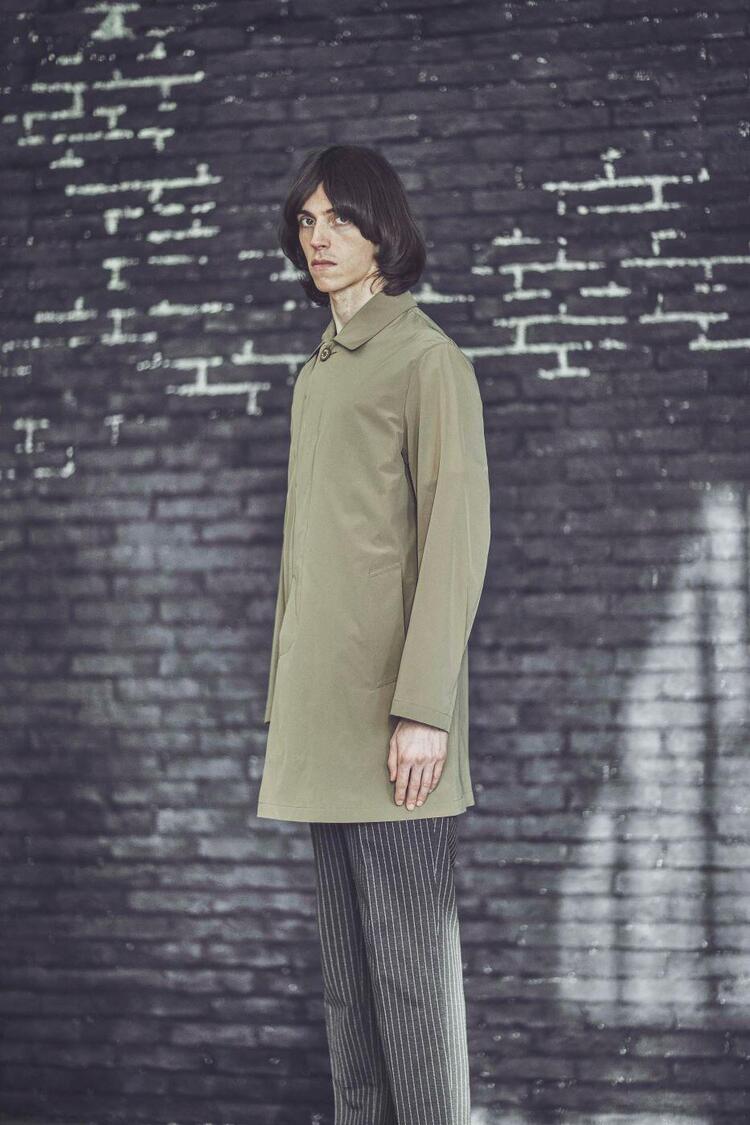 マッキントッシュ ロンドン オンラインストア